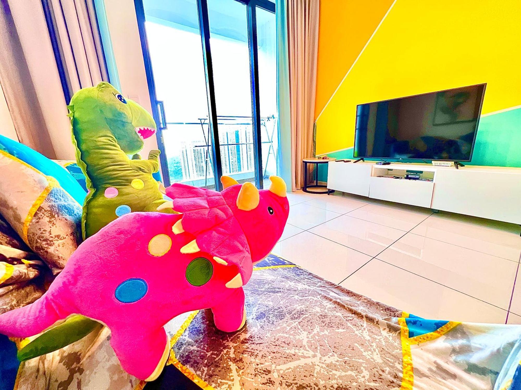 Legoland-Happy Wonder Love Suite-Elysia- Max8Pax-With Garden-Pool View 努沙再也 外观 照片